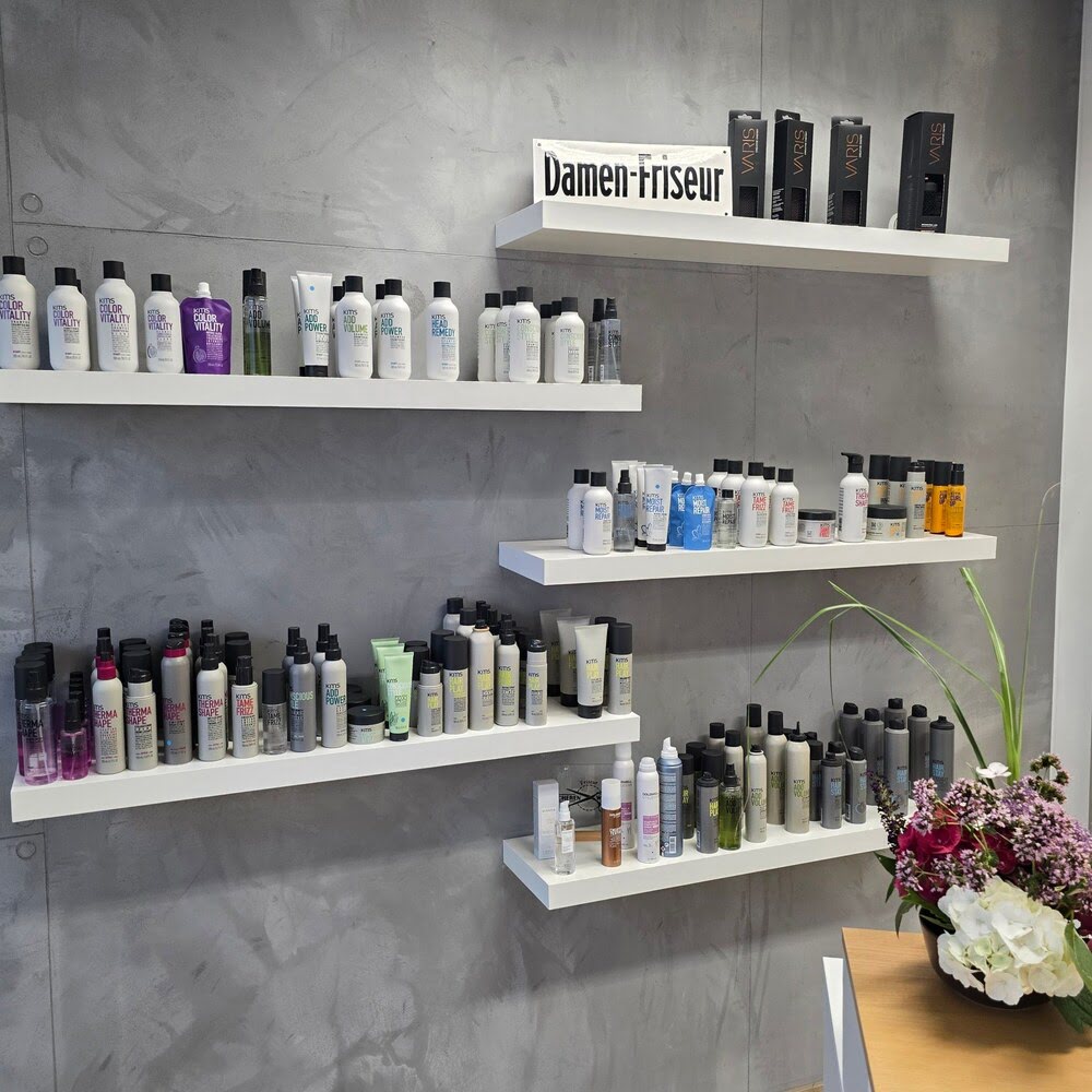 Friseur Scherenwerk Salon Friseur Scherenwerk Salon